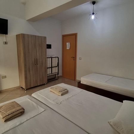 Anmaor Hotel Qeparo Exterior photo