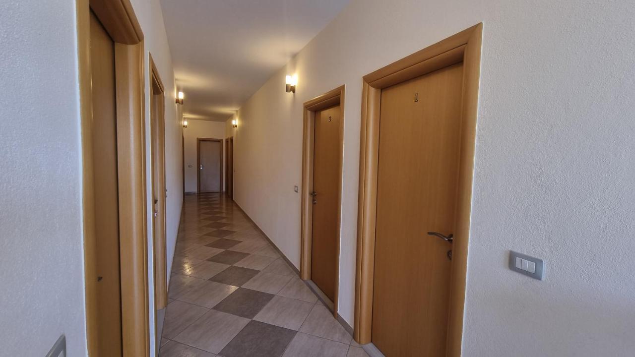 Anmaor Hotel Qeparo Exterior photo