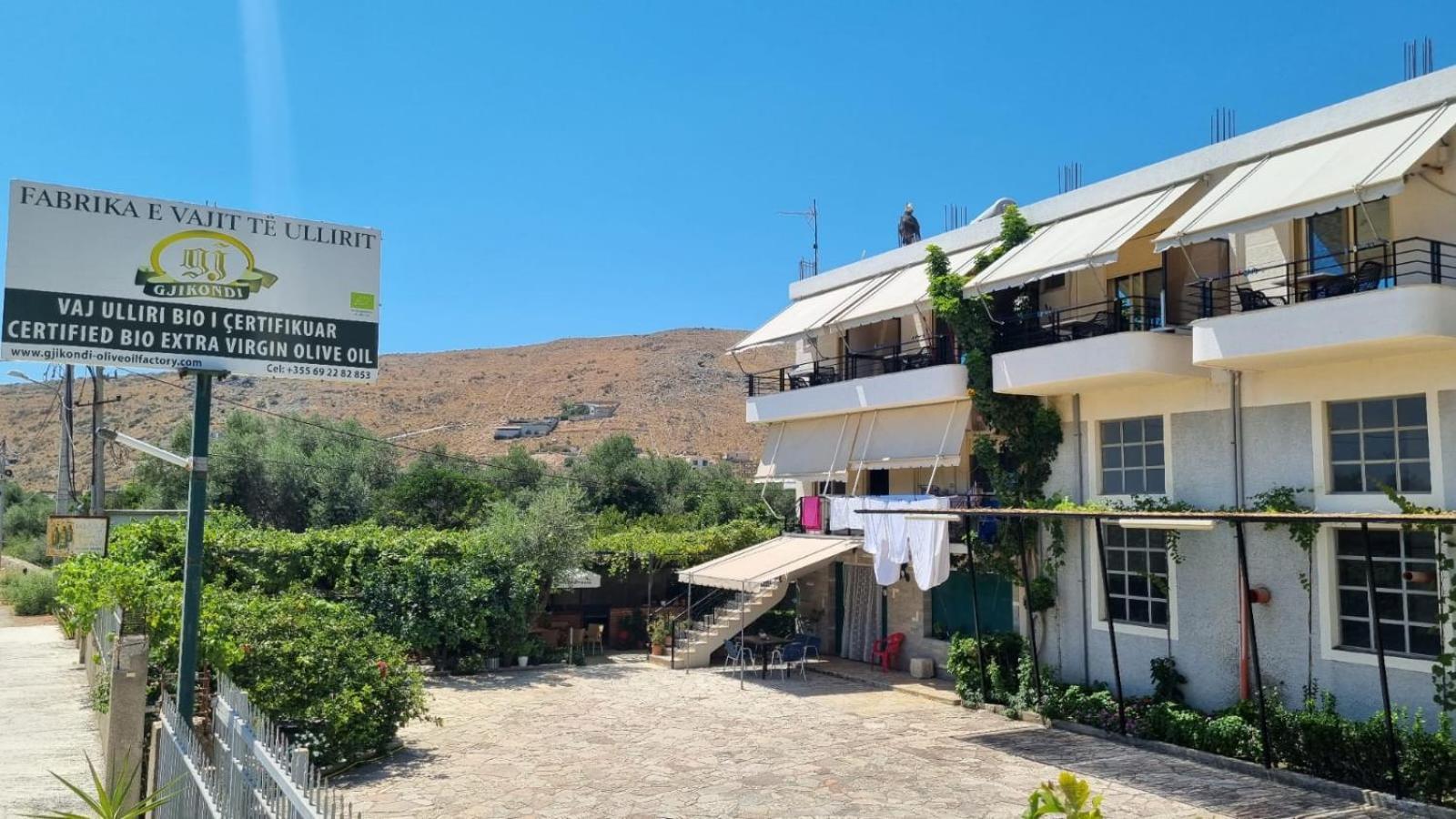 Anmaor Hotel Qeparo Exterior photo