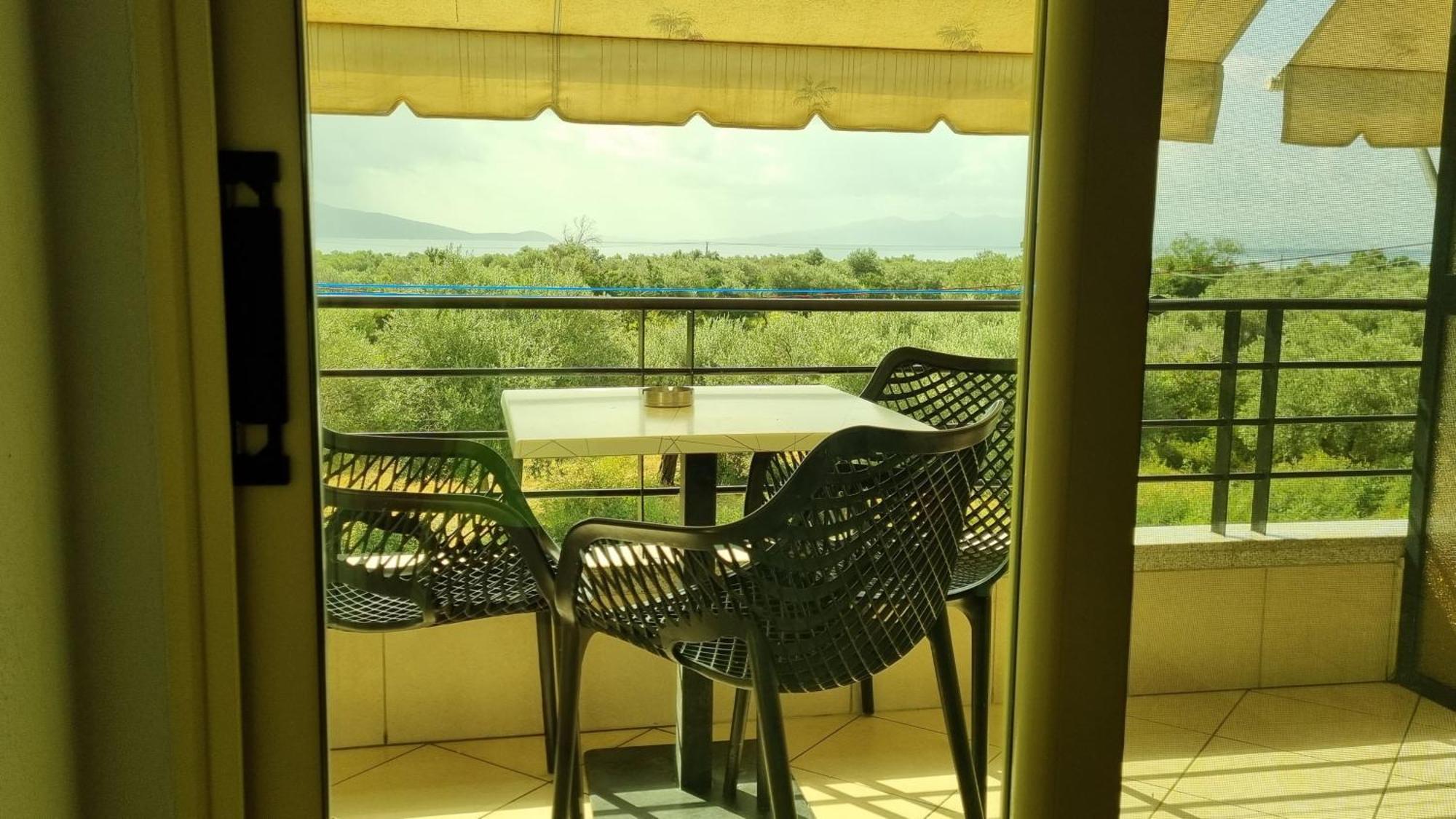 Anmaor Hotel Qeparo Exterior photo